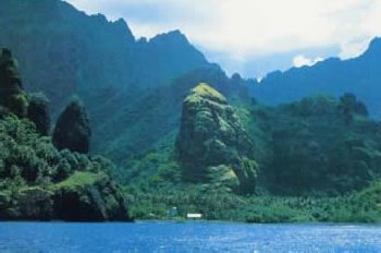Hanavave Bay